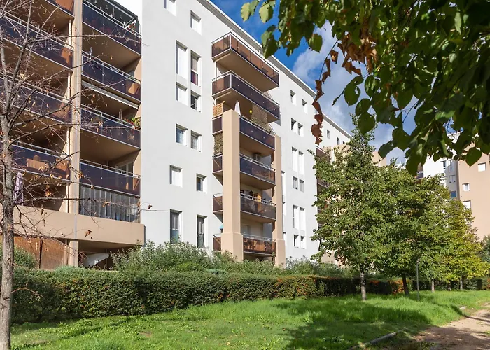 Le Petra - Appt Climatise Proche De La *